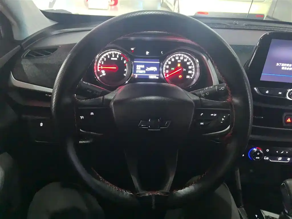 Chevrolet Volando 2018 Redline 530T Auto Premium Edition (5+2 seats) China V фото 3