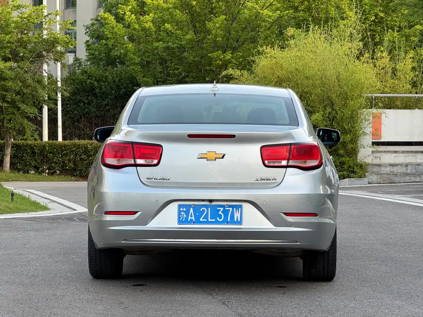 Chevrolet Malibu 2016 2.0L Automatic Luxury фото 4