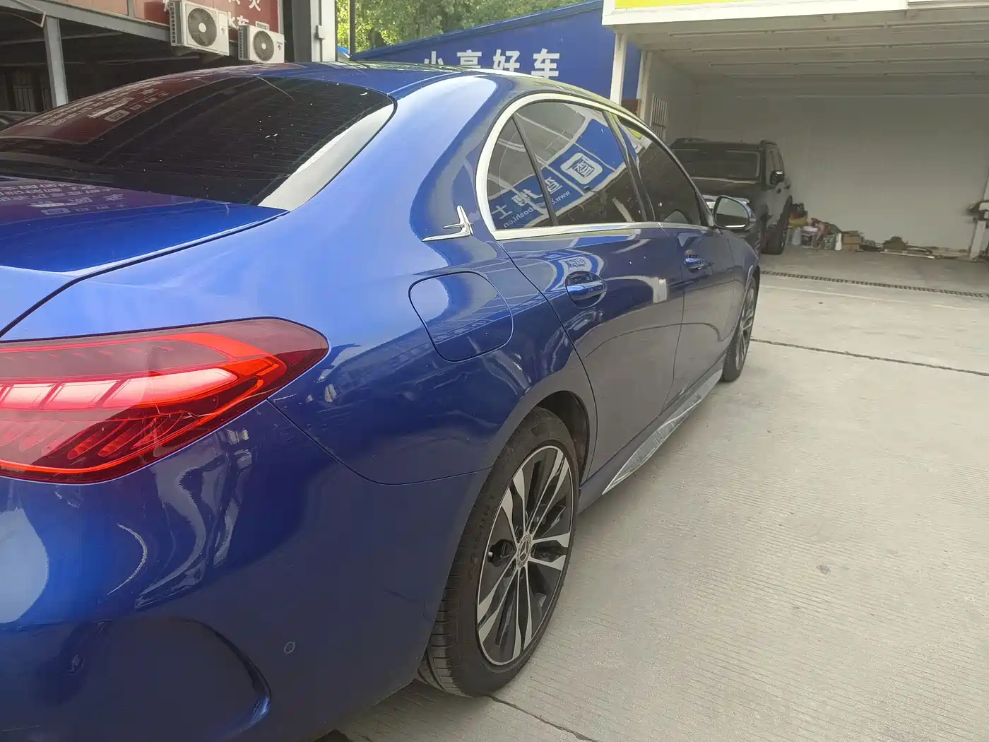 Mercedes-Benz C-Class New Energy 2023 C 350 eL фото 16