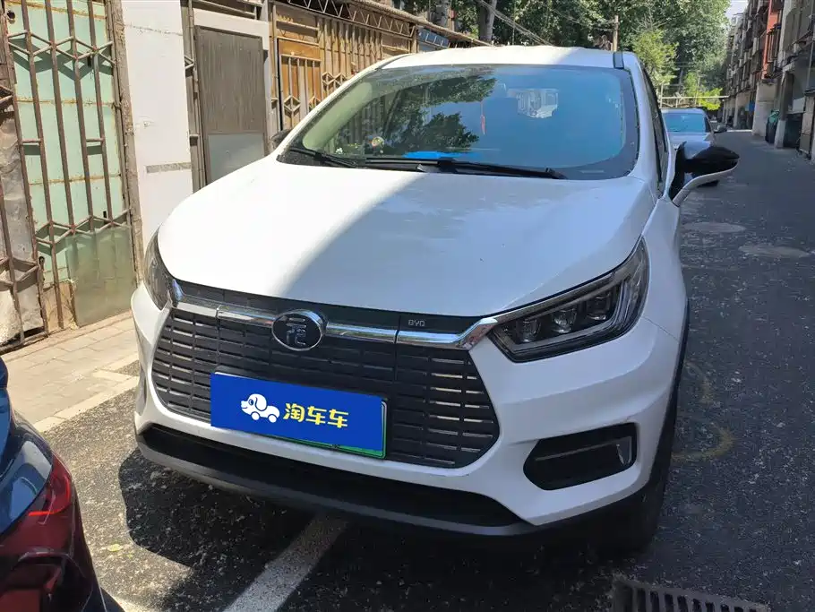 BYD Yuan New Energy 2019 EV535 Smart Connected Trend Leader Type фото 2