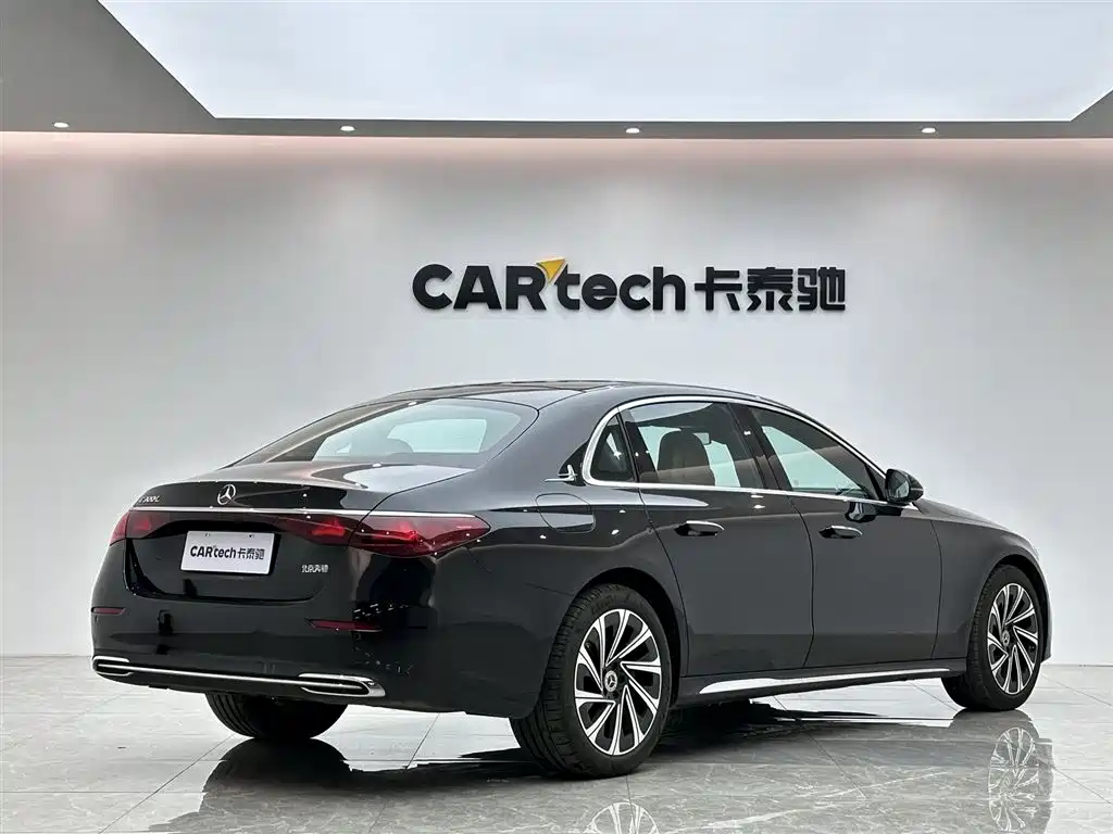 Mercedes-Benz E-Class 2024 Model E 300 L Luxury фото 4