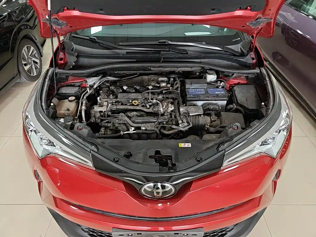 Toyota C-HR 2020 2020 Model 2.0L Leading
