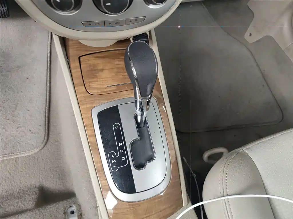 Buick Excelle 2015 1.5L Automatic Classic фото 14