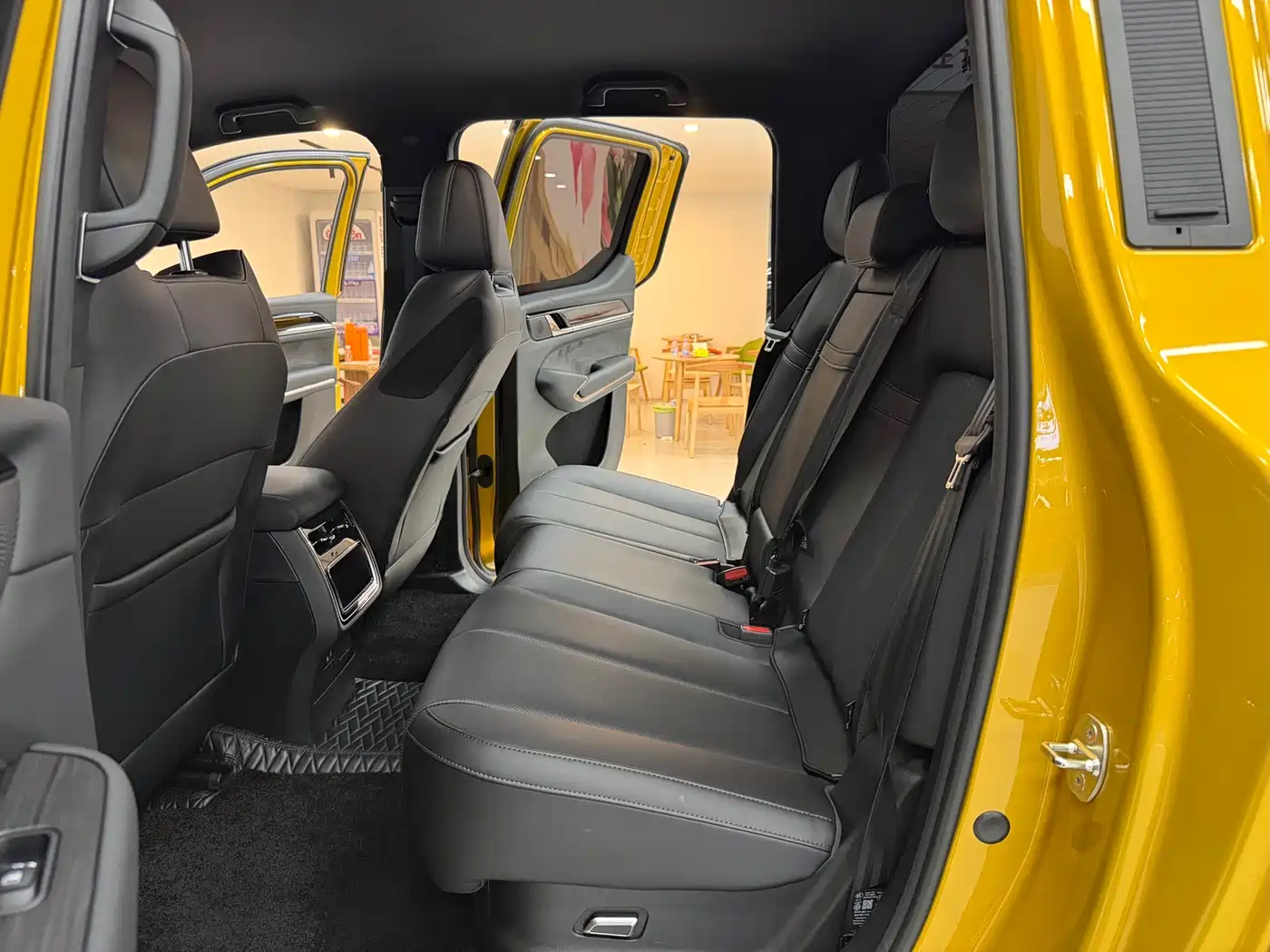 GREAT WALL MOUNTAIN AND SEA CANNON HI4 T