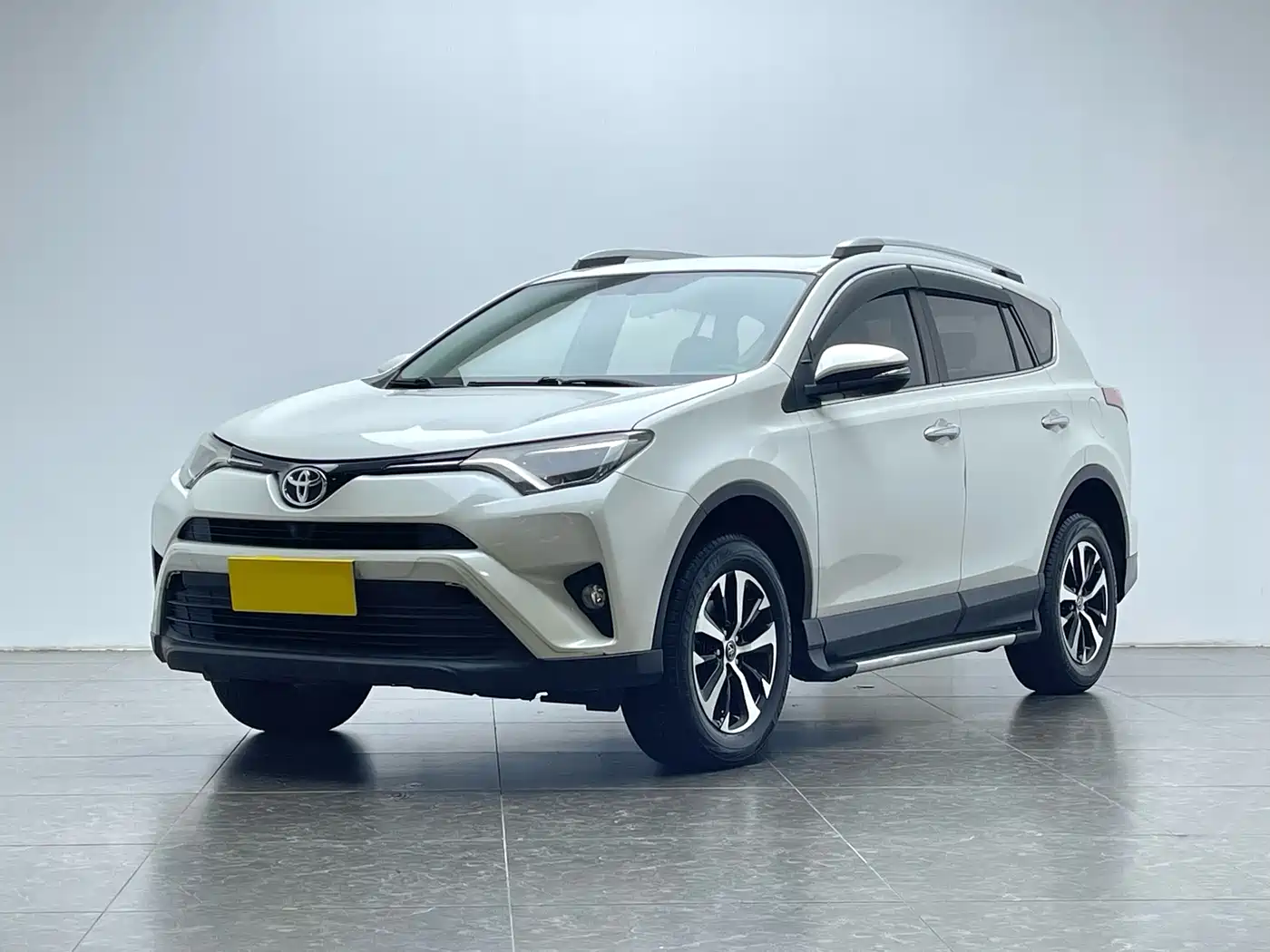 Toyota RAV4 Rongfang 2016 2.0L CVT 2WD Trend (China V)