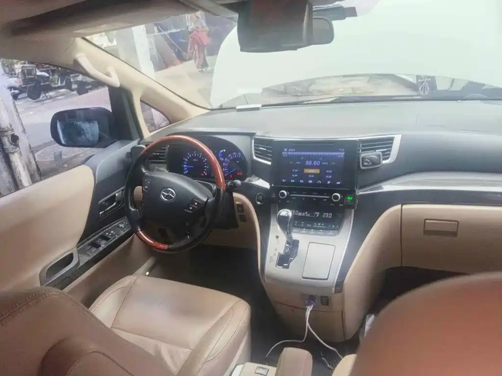 Jiu Long Afei 2018 2017 2.4L Automatic Premium