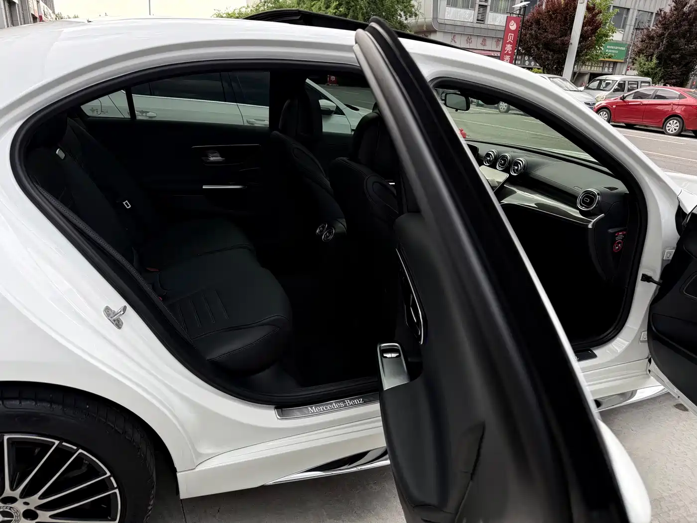 Mercedes-Benz C-Class 2024 Facelift C 260 L Sport фото 25