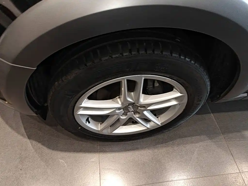 Audi Q5 2018 2017 Plus 40 TFSI Comfort