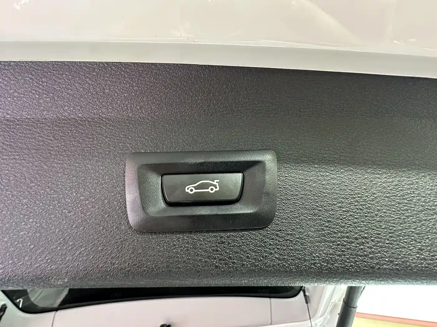 BMW X1 2022 sDrive20Li Premium фото 19
