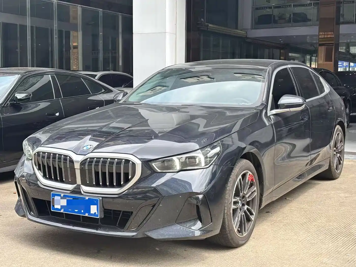 BMW 5 Series 2026 2026 525Li M Sport Package