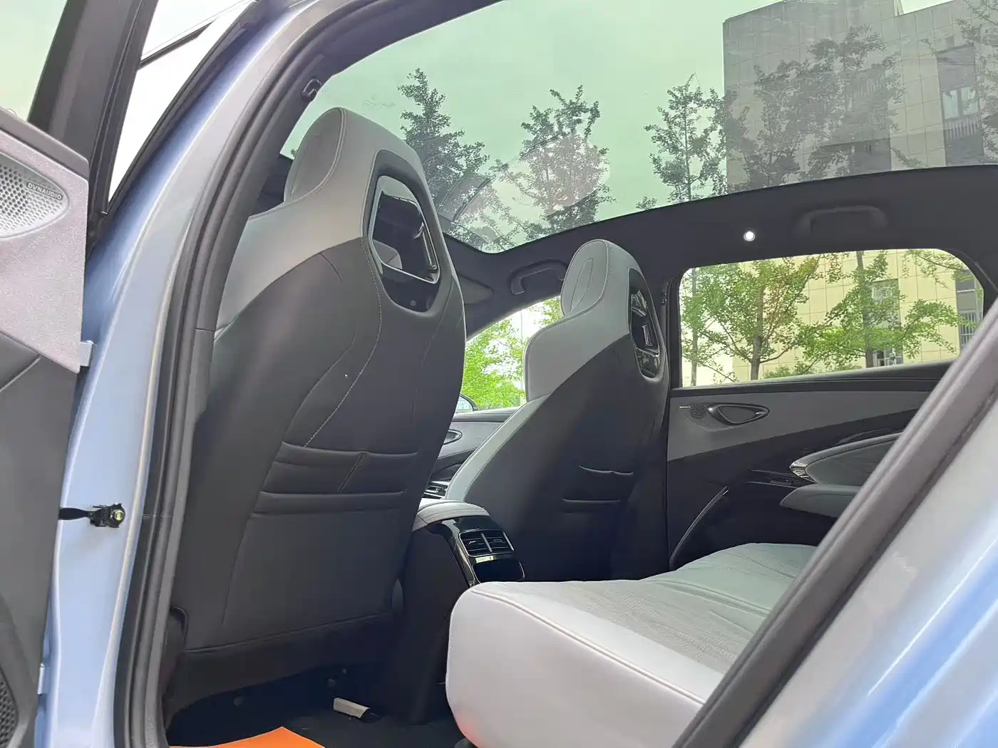 BYD Seal 2022 700km Long Range RWD Edition фото 7