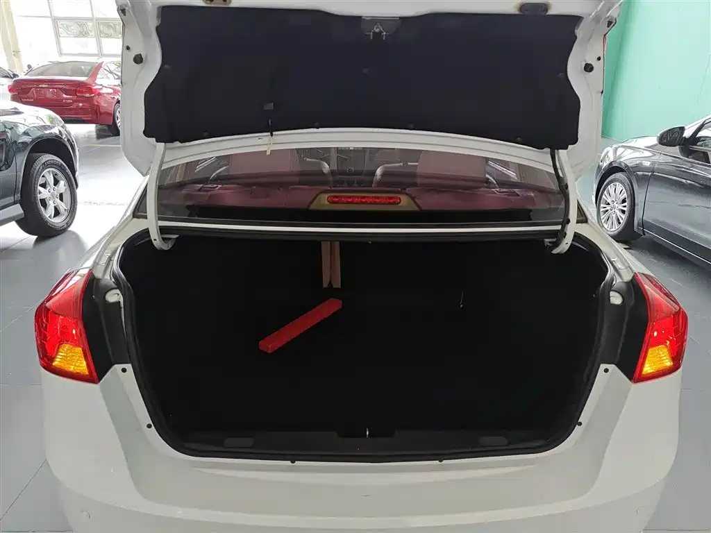 Buick Excelle 2013 1.5L Automatic Classic фото 19