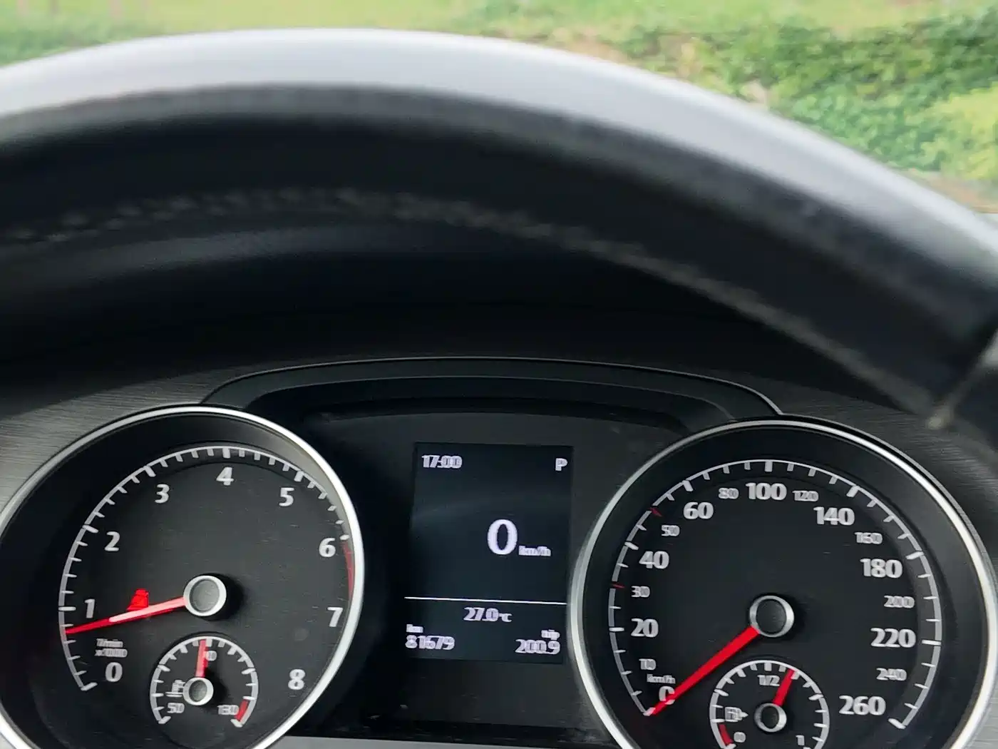 Volkswagen Golf 2014 1.6L Automatic Fashion Edition фото 44