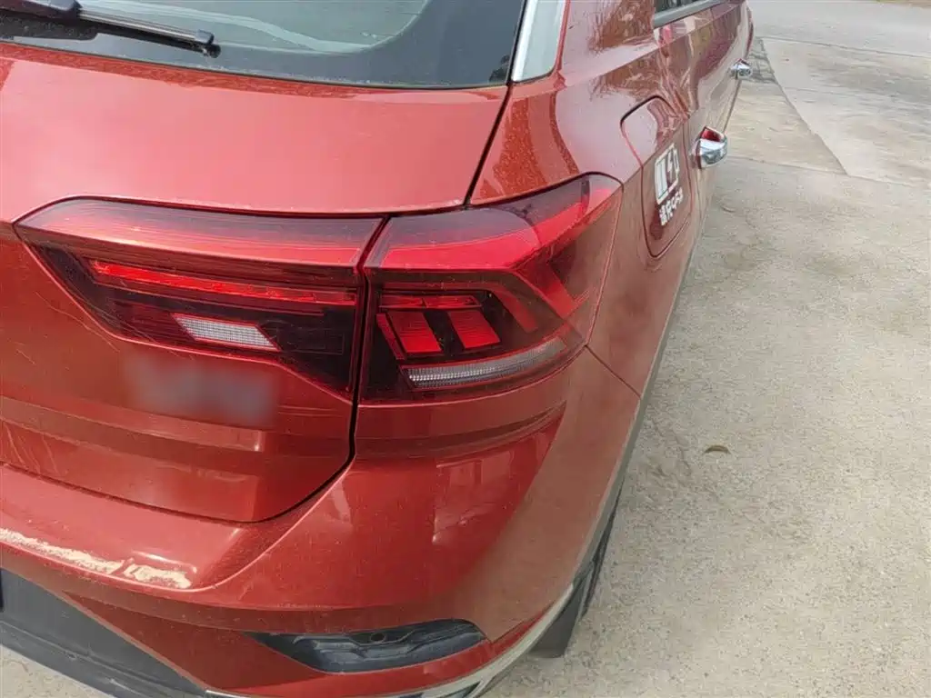Volkswagen T-ROC 2018 280TSI DSG 2WD Comfort (China V) фото 8
