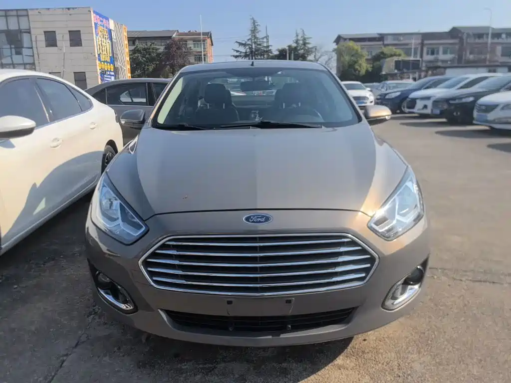 Ford Escort 2015 2015 1.5L Automatic Fashion