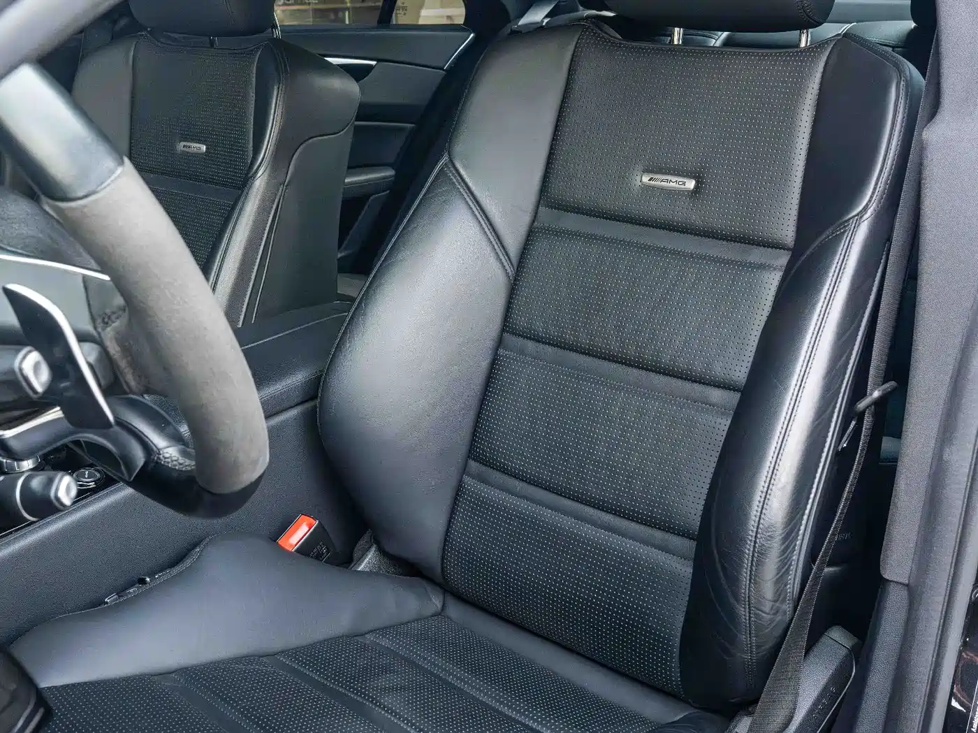 Mercedes-Benz CLS AMG 2013 AMG CLS 63 фото 14