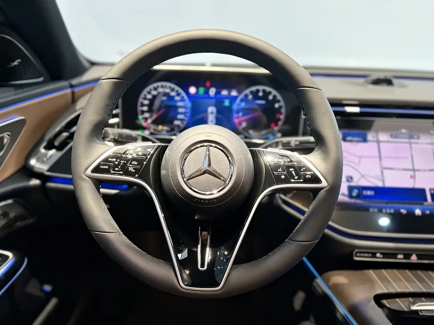 Mercedes-Benz E-Class 2025 Facelift E 300 L Luxury фото 11