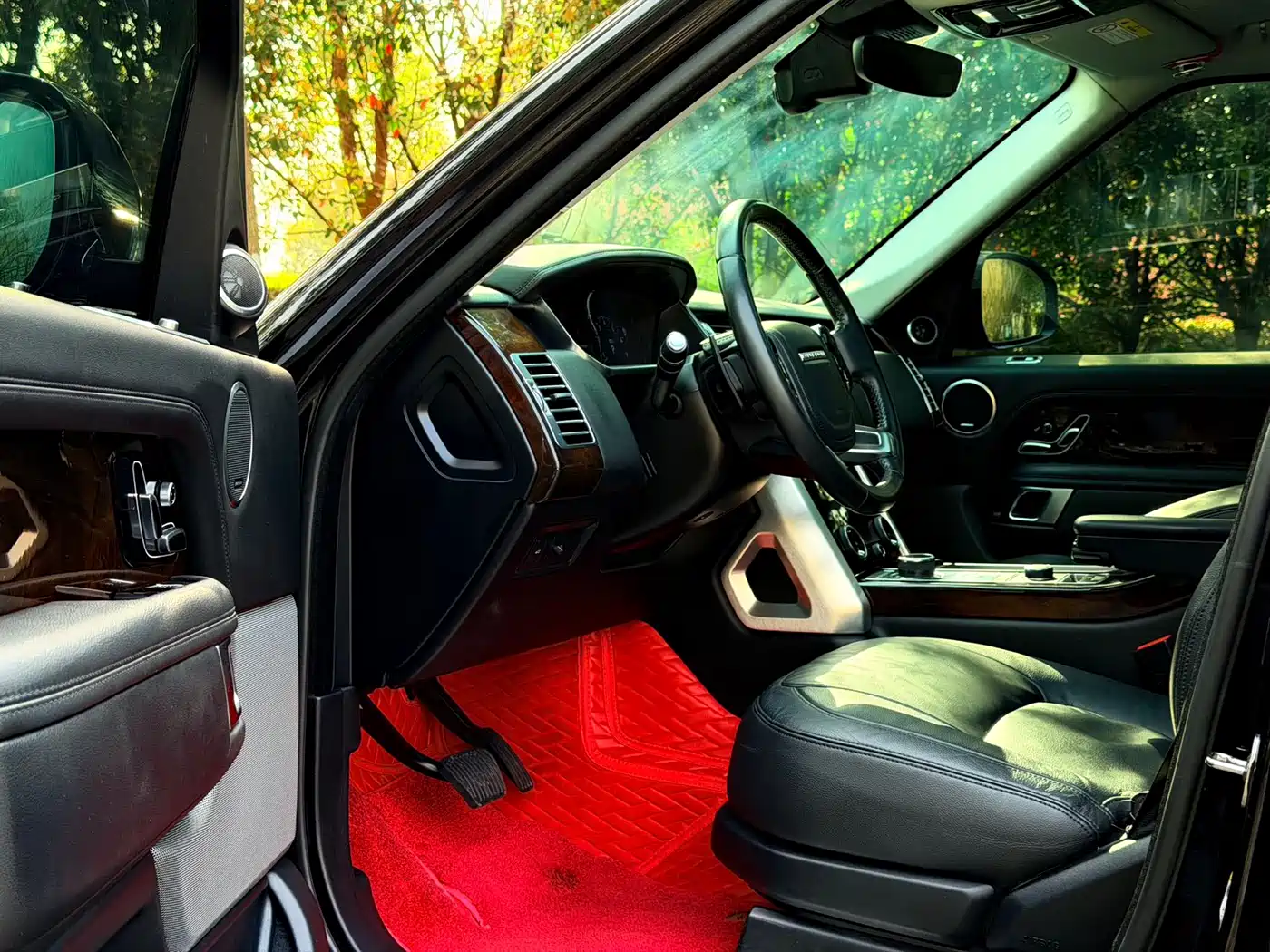 LAND ROVER RANGE ROVER