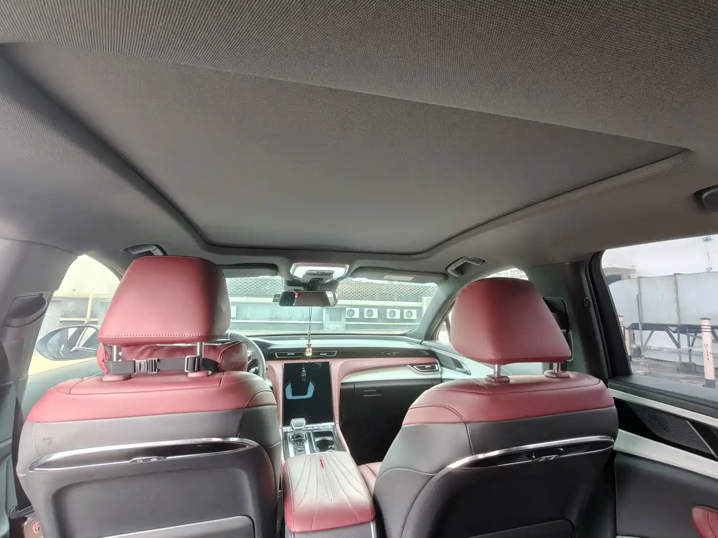 صورة 9 - Hongqi H5