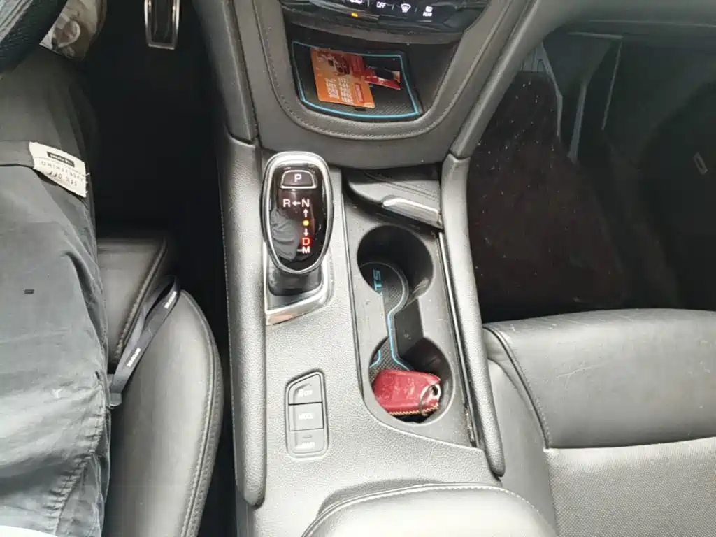Cadillac XT5 2017 2016 28T AWD Luxury Model