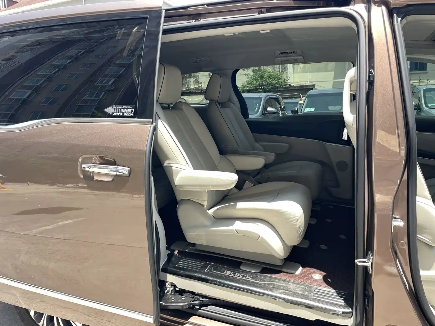 Buick GL8 2020 Model Land Business Class 652T Luxury фото 10