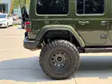 Photo 9 - Jeep Wrangler