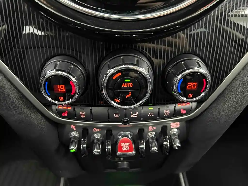 MINI COUNTRYMAN 2022 2022 1.5T COOPER ALL4 Connoisseur