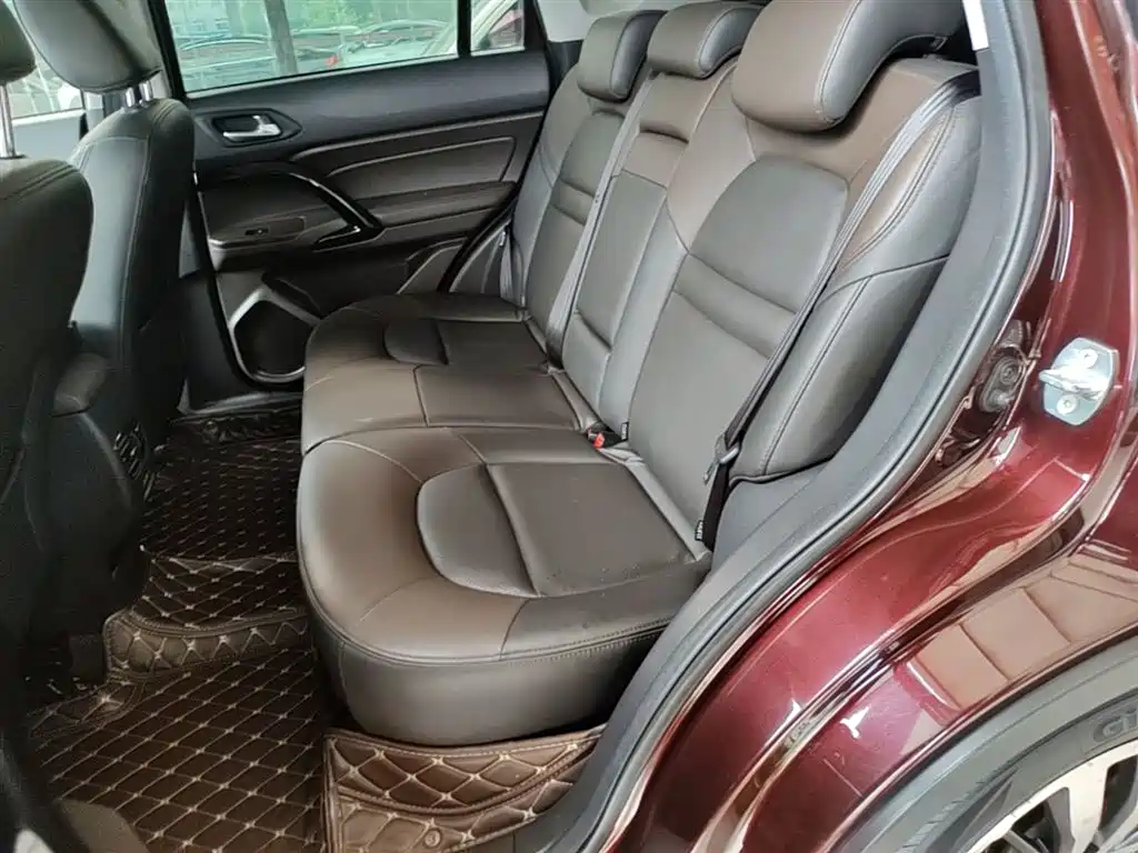 GAC Trumpchi Trumpchi GS4 2017 235T Automatic 2WD Luxury Smart Connected Edition фото 17