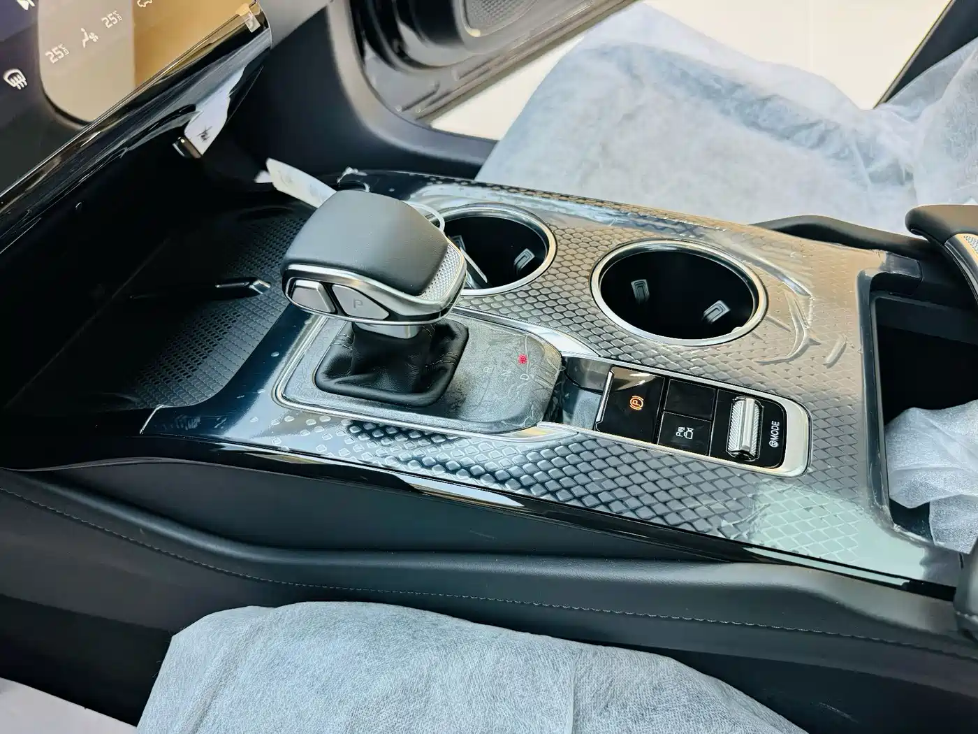 Hongqi HS3 PHEV 2026 2025 125km Jingwei PLUS 2 Million Commemorative Edition