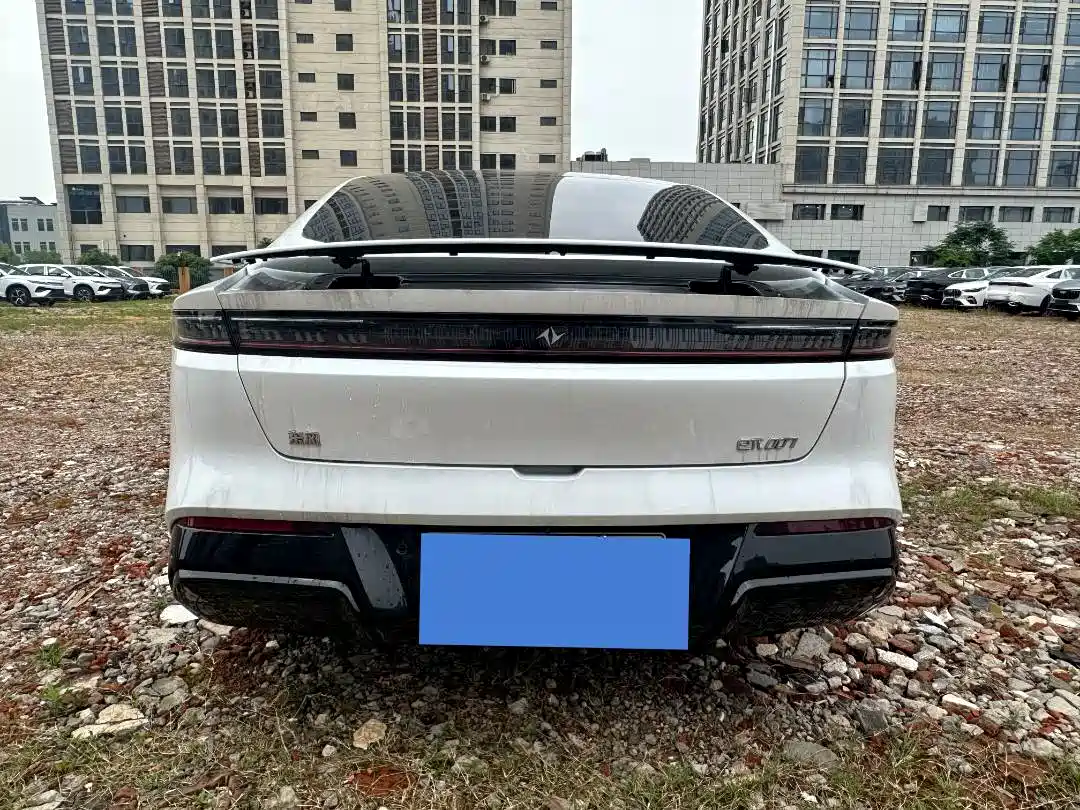 Dongfeng Yipai eπ007 2025 EREV 230Air Cruise Edition фото 6