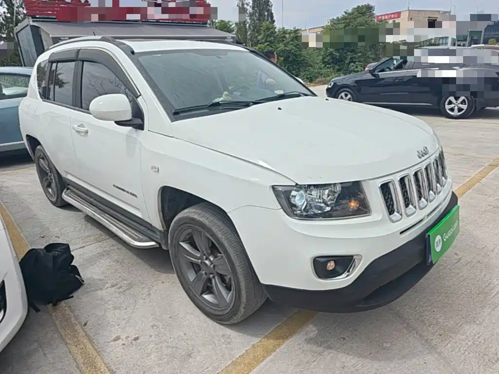 Jeep Compass (Import) 2016 2014 Facelift 2.4L 4WD Comfort Edition