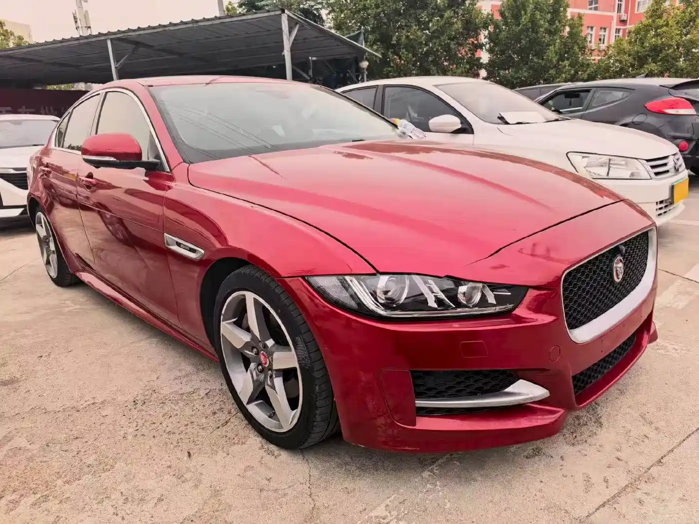 Jaguar XE 2017 2017 2.0T 240PS R-Sport