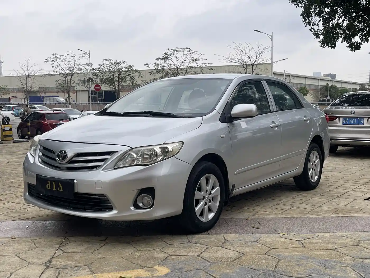 Toyota Corolla 2011 Commemorative 1.6L Auto GL фото 2