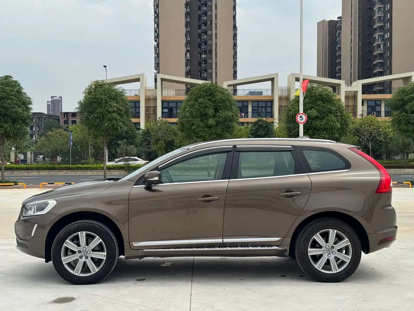 Volvo XC60 2016 2016 T5 AWD Wisdom Edition