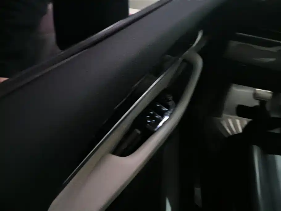 GEELY AUTOMOBILE XINGYUE L