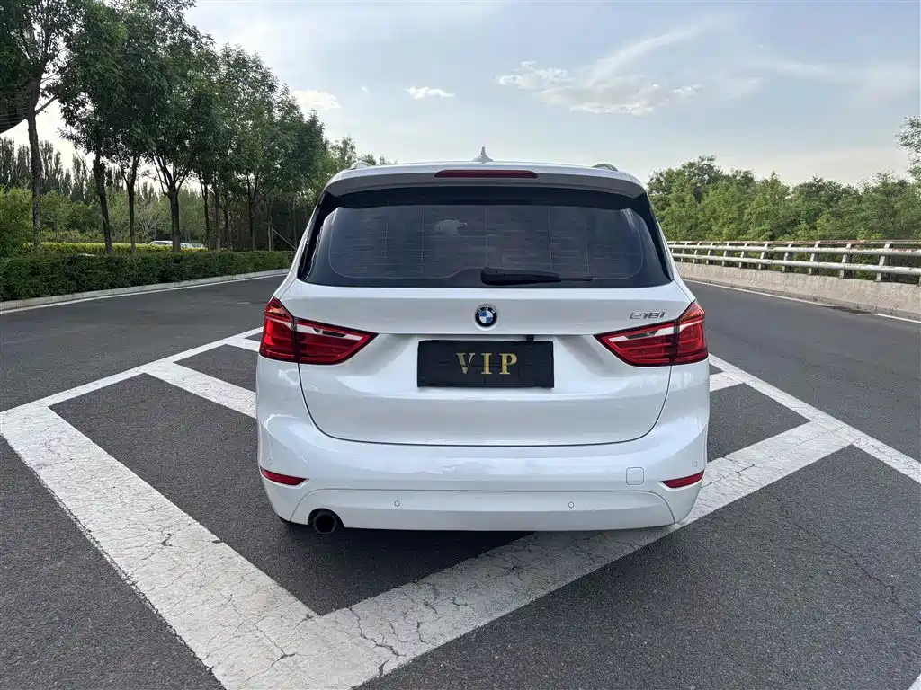BMW 2 Series Gran Tourer 2015 218i Leading фото 8