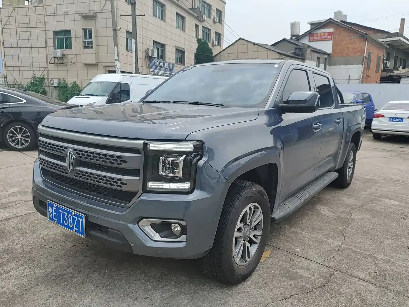 Jiangling Dadao 2023 All-rounder 2.3T Diesel Automatic 4WD Long Wheelbase Comfort Edition
