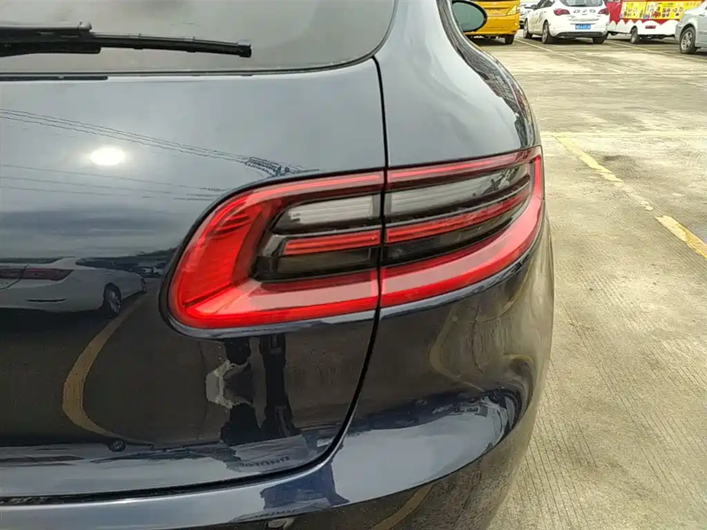 Porsche Macan 2017 Macan 2.0T фото 8