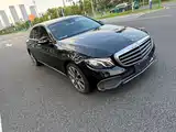 Фото 3 - Mercedes-Benz E-Class