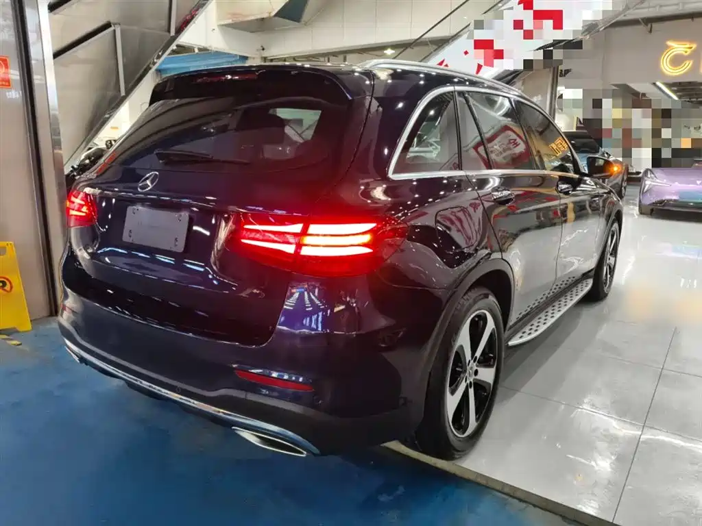 Mercedes-Benz GLC 2018 GLC 260 4MATIC Luxury фото 5
