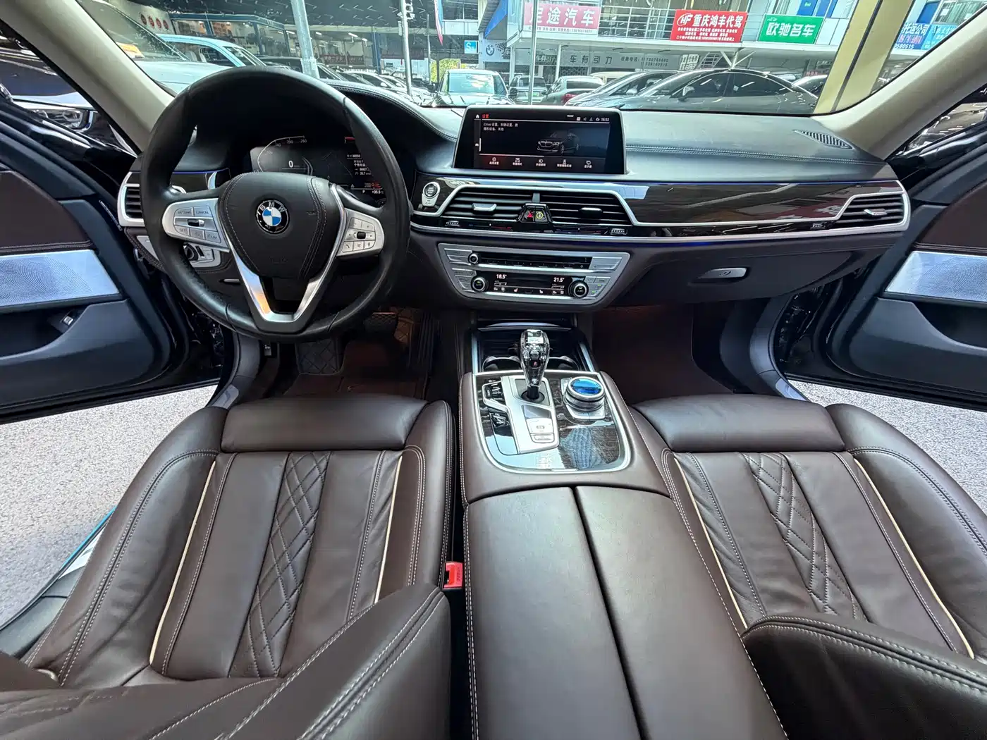 BMW 7 Series, миниатюра 22