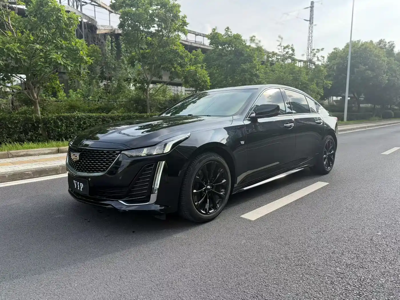 Cadillac CT5 2023 28T Luxury Style (Standard Edition)