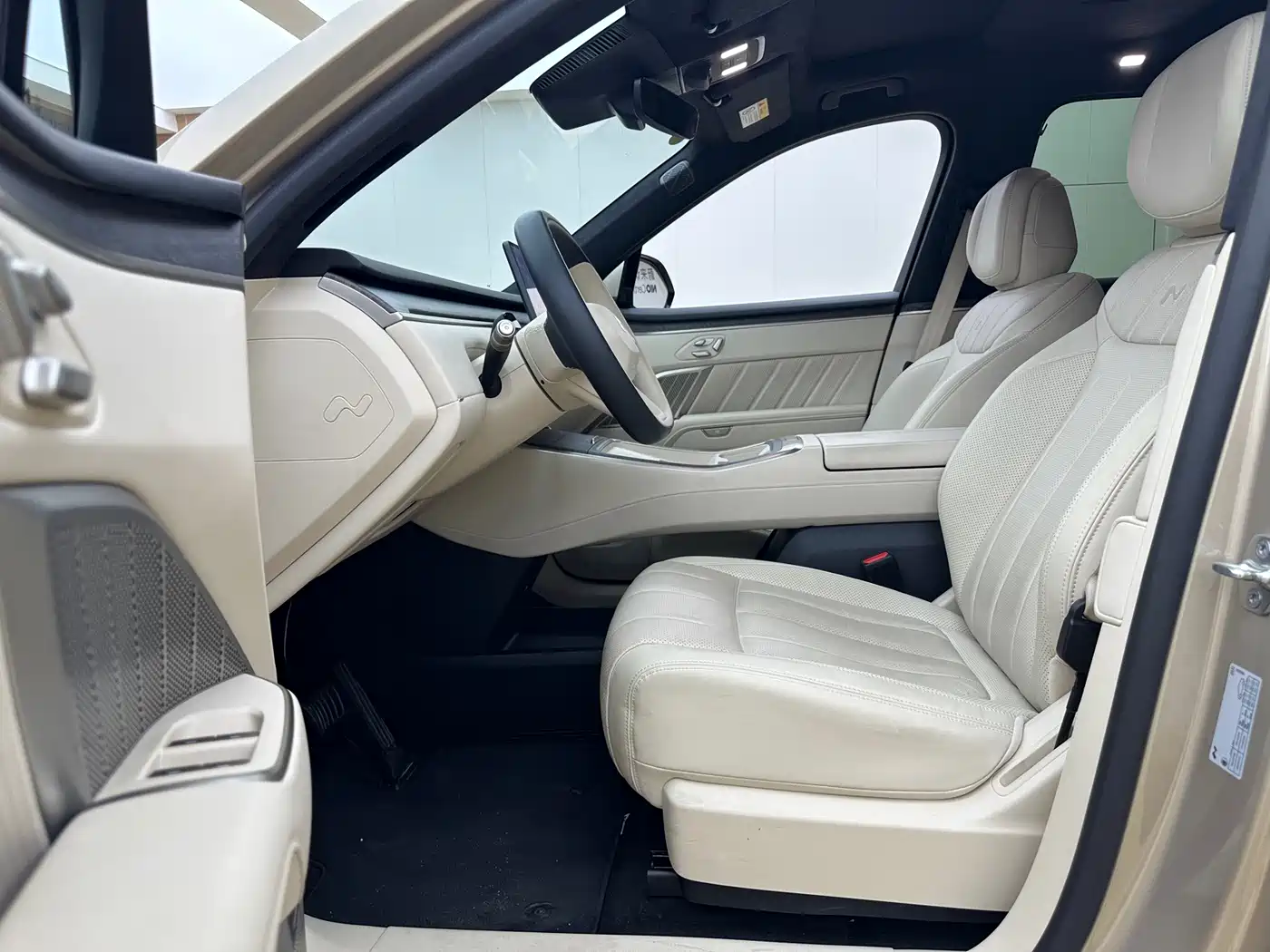 Ledao L90 2025 2025 AWD Base Model