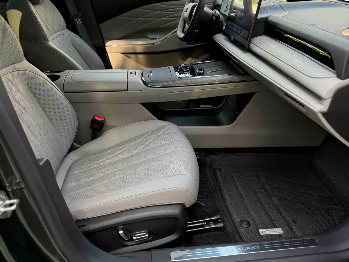 Geely Galaxy Galaxy Xingyao 8 2026 2025 130km EM-P Starship Edition