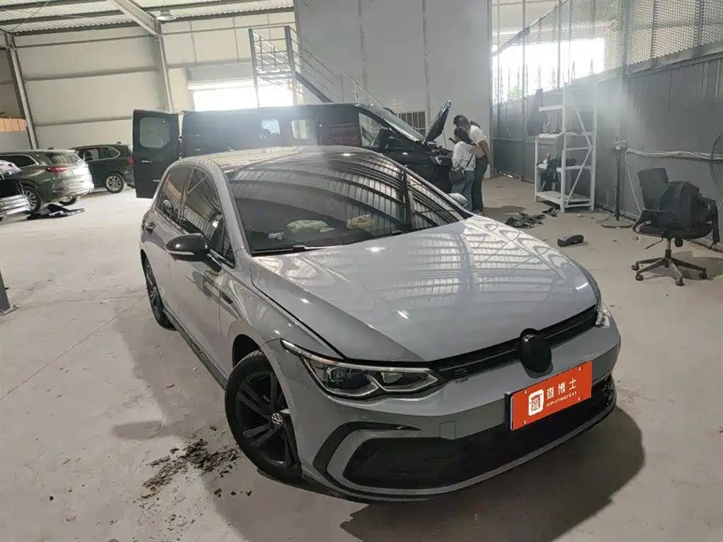 Volkswagen Golf 2023 280TSI DSG R-Line Lite фото 2