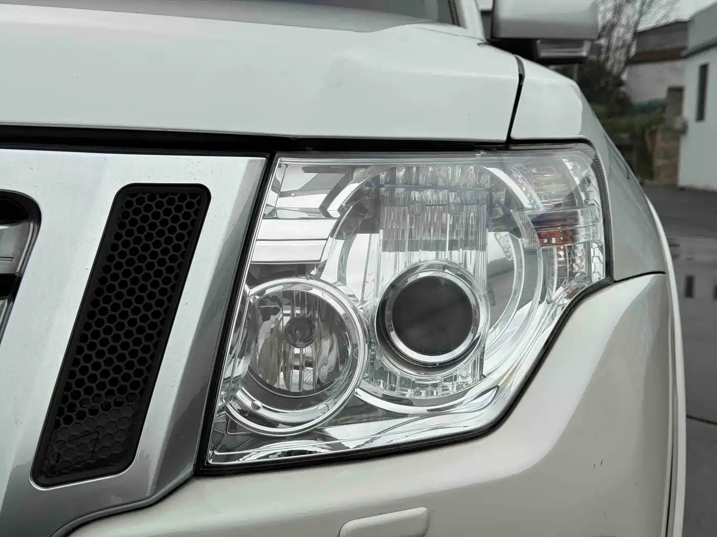 Mitsubishi Pajero (Import) 2018 3.0L Automatic Standard Edition фото 5