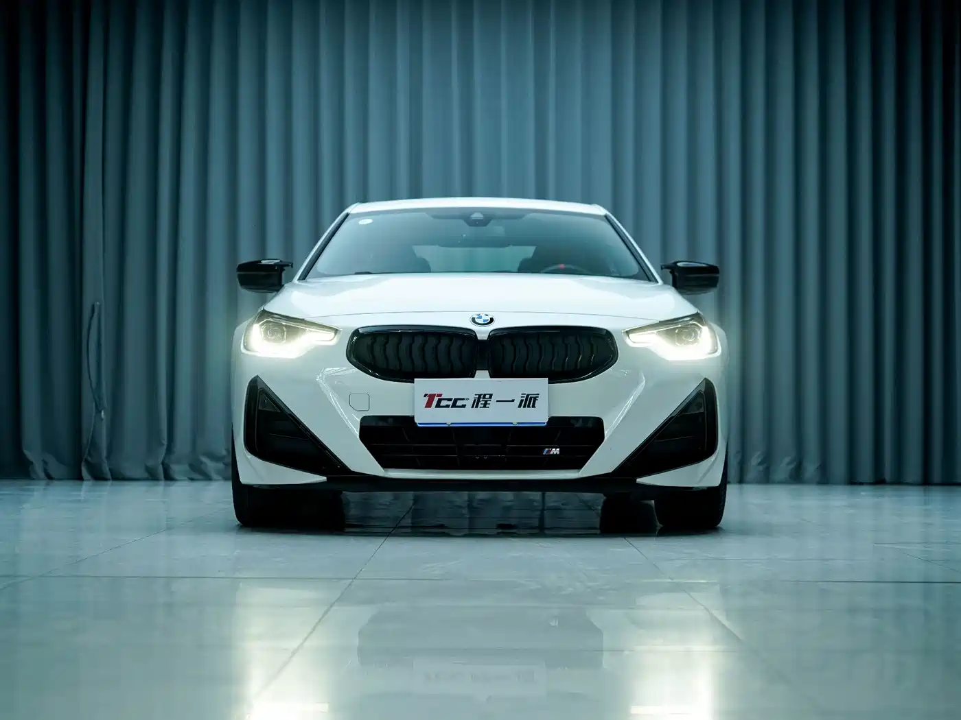 BMW M240I