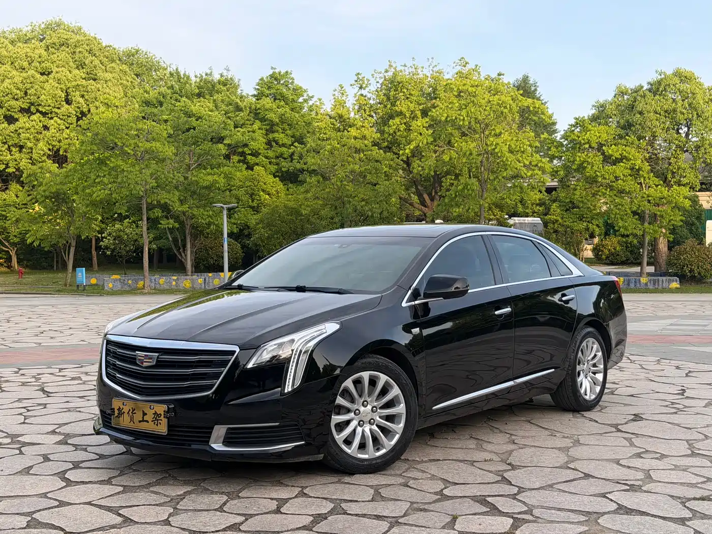 Cadillac XTS 2018 28T Technology