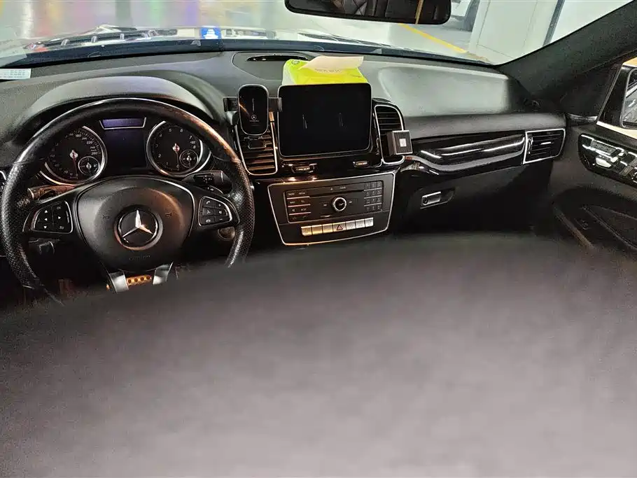 Mercedes-Benz GLE 2016 GLE 400 4MATIC фото 12
