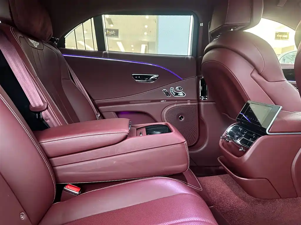 Bentley Flying Spur Plug-in Hybrid 2022 2.9T V6 Hybrid фото 5